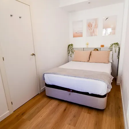 Torremolinos. Plaza De Andalucia *