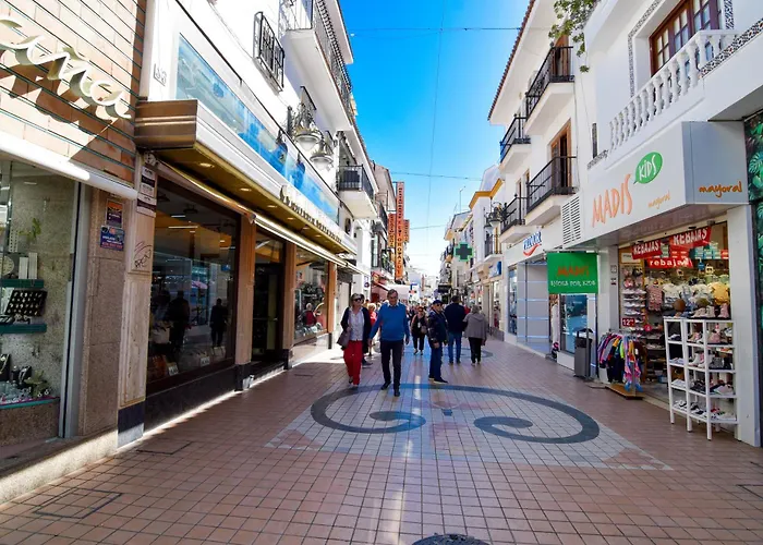 Lägenhet Torremolinos. Plaza De Andalucia *